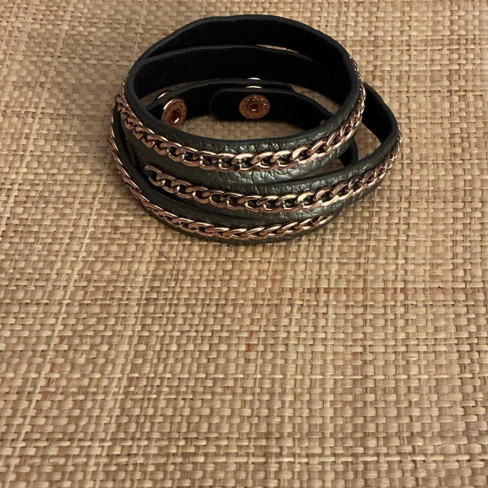 Premier Designs Black and Gold Bracelet